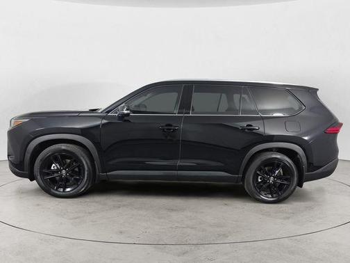 Midnight Black Metallic 2025 Toyota Grand Highlander