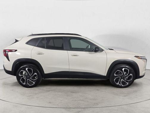 White 2026 Chevrolet Trax 2RS