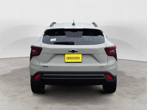 White 2026 Chevrolet Trax 2RS