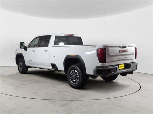 2025 GMC Sierra 3500 SLT