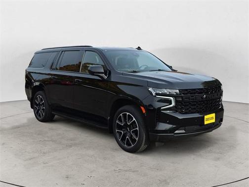 2023 Chevrolet Suburban RST