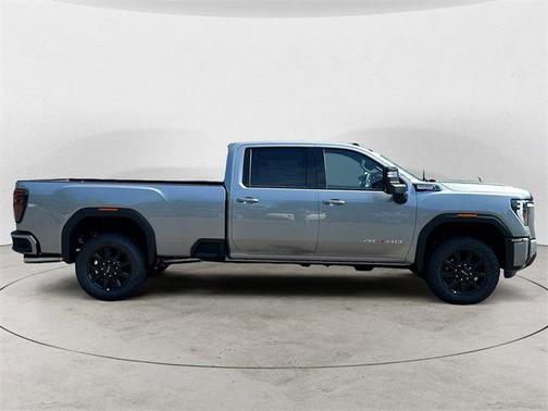 2025 GMC Sierra 3500 AT4