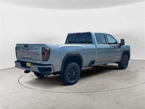 2025 GMC Sierra 3500 AT4