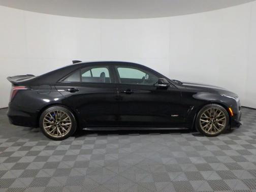Photo 4 of 26 of 2022 Cadillac CT4-V V-Series Blackwing