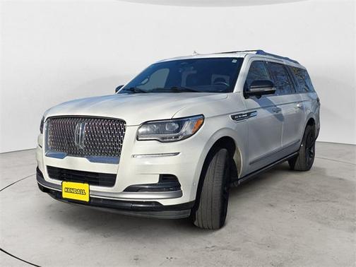 2022 Lincoln Navigator L Reserve