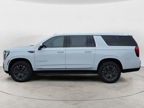 Summit White 2026 GMC Yukon XL Elevation