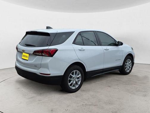 Summit White 2024 Chevrolet Equinox LS