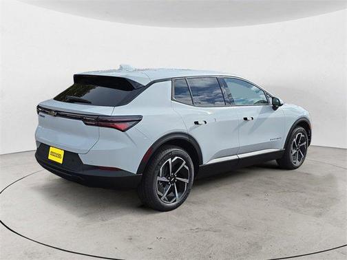 2026 Chevrolet Equinox EV LT 1