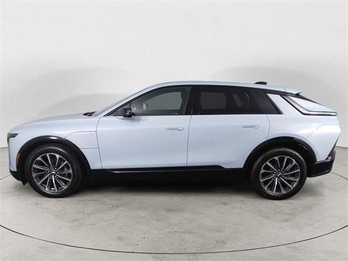 2025 Cadillac LYRIQ Sport