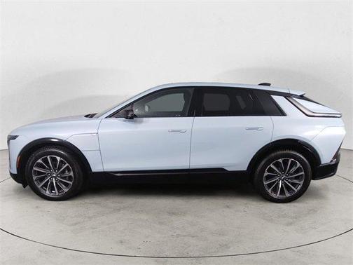 2025 Cadillac LYRIQ Sport