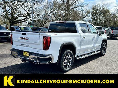 2025 GMC Sierra 1500 SLT