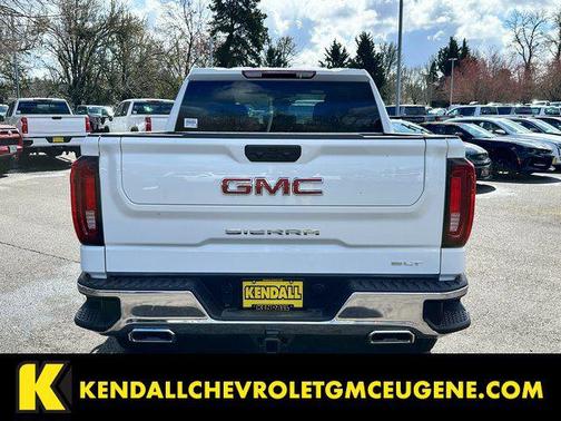 2025 GMC Sierra 1500 SLT