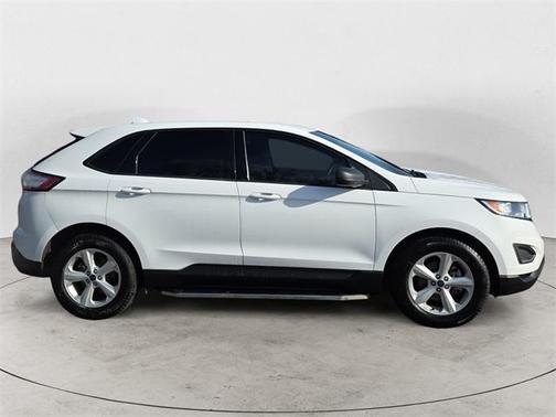 2018 Ford Edge SE