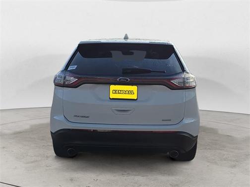 2018 Ford Edge SE
