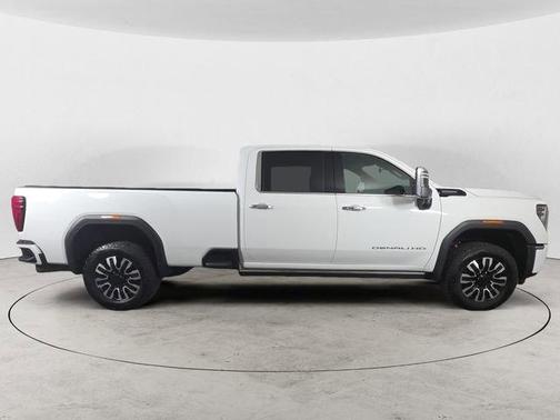 2025 GMC Sierra 3500 Denali Ultimate