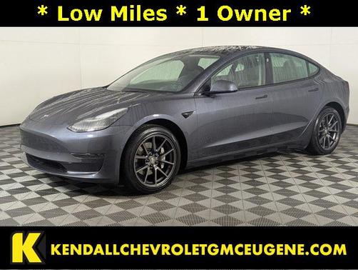 2022 Tesla Model 3 Base