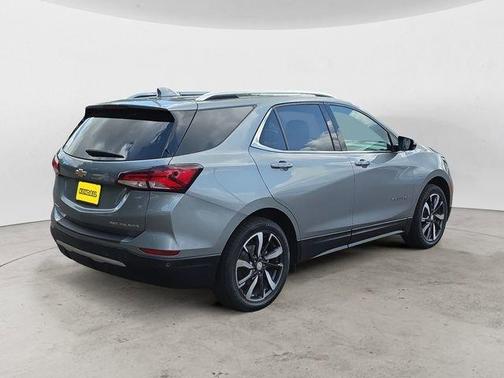 Sterling Gray Metallic 2023 Chevrolet Equinox Premier