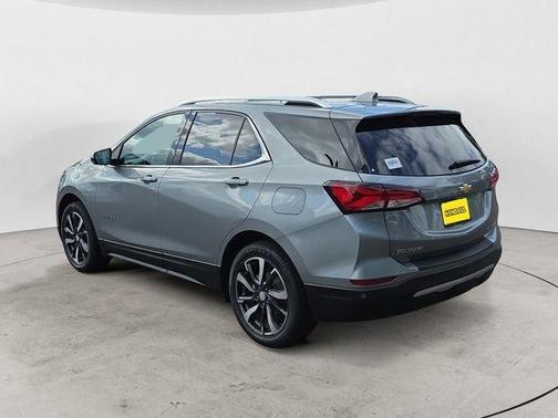 Sterling Gray Metallic 2023 Chevrolet Equinox Premier