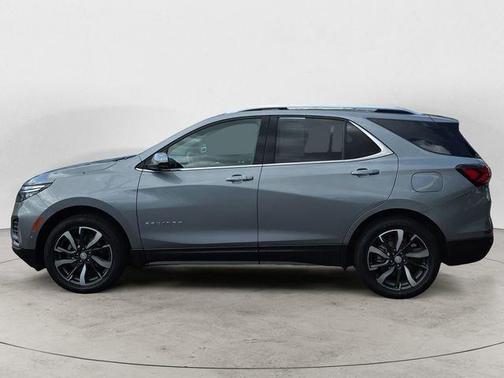 Sterling Gray Metallic 2023 Chevrolet Equinox Premier