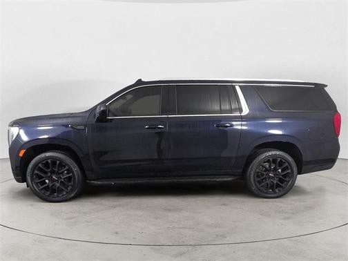 2023 GMC Yukon XL SLE