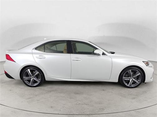 2018 Lexus IS 300 Base