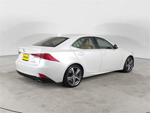 2018 Lexus IS 300 Base