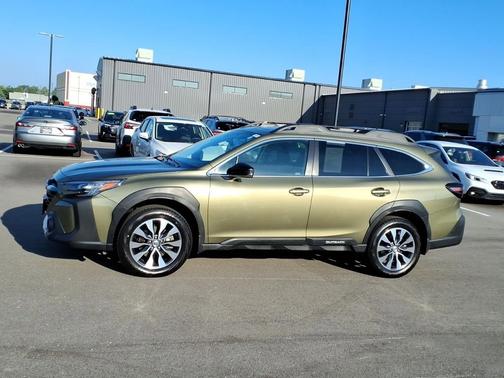 Autumn Green Metallic 2023 Subaru Outback Limited XT