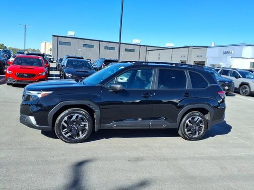 Crystal Black Silica 2026 Subaru Forester Limited