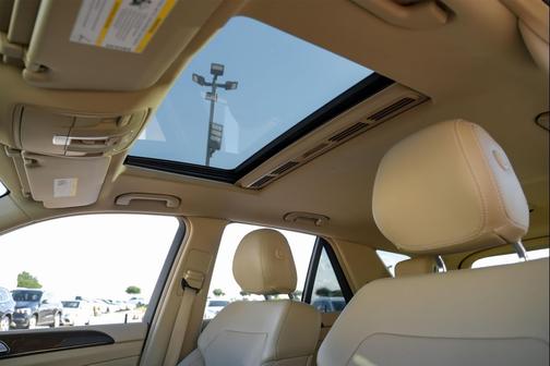 2014 Mercedes-Benz M-Class 4MATIC