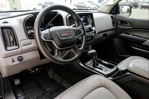2017 GMC Canyon Base