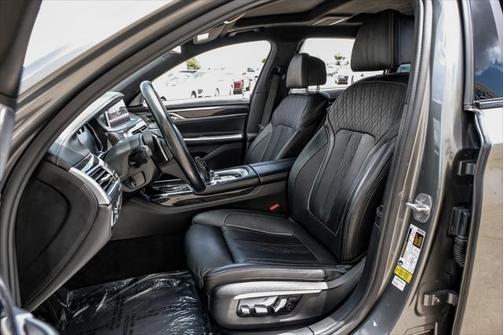 2016 BMW 750 I