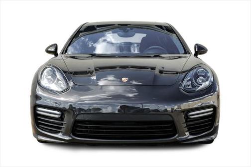 2015 Porsche Panamera GTS