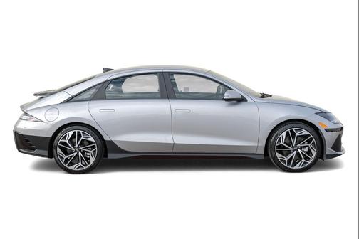 2023 Hyundai IONIQ 6 SEL