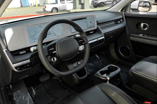 2023 Hyundai IONIQ 5 SEL