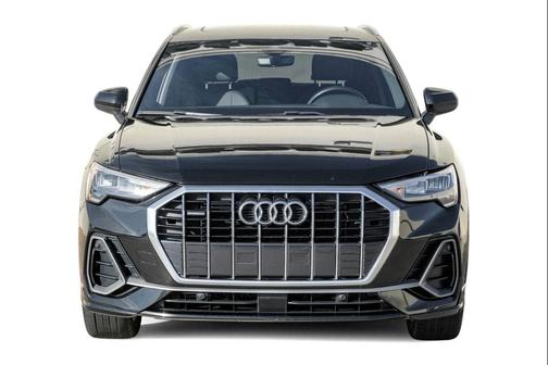 2021 Audi Q3 45 S line Premium