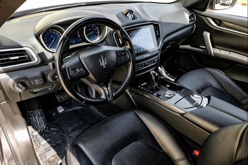 2018 Maserati Ghibli Base