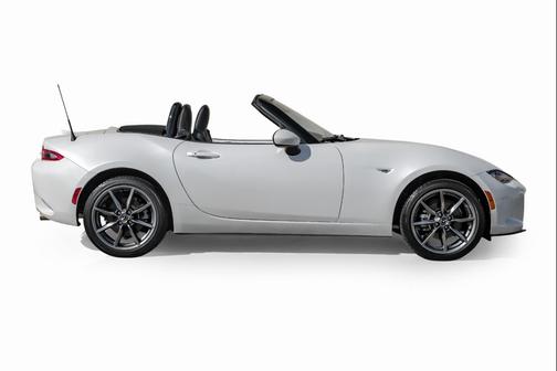 2022 Mazda MX-5 Miata Grand Touring