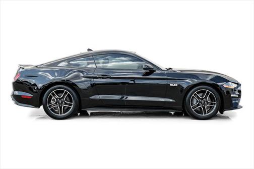 2022 Ford Mustang GT