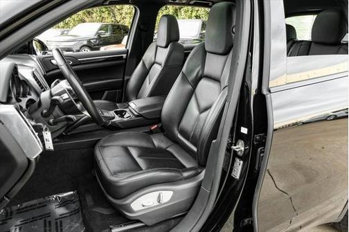 2018 Porsche Cayenne Platinum Edition