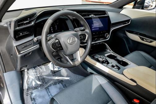 2023 Lexus RZ 450e 450e Premium