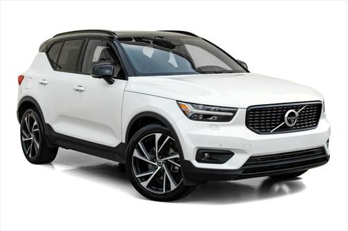 2020 Volvo XC40 T5 R-Design