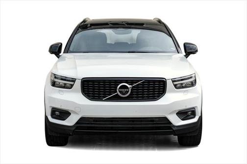 2020 Volvo XC40 T5 R-Design