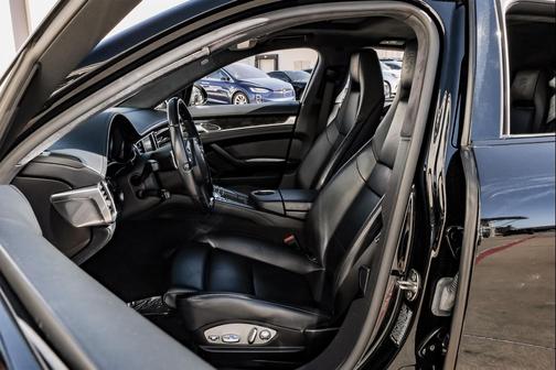 2012 Porsche Panamera Turbo S