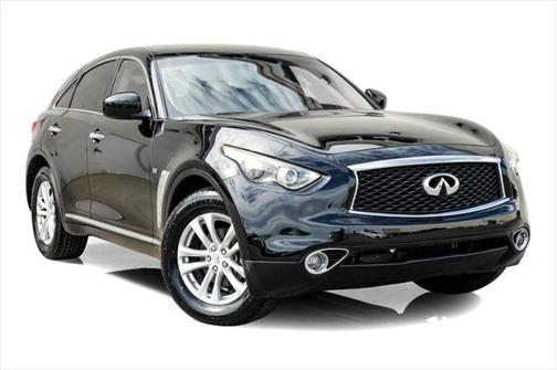 2017 INFINITI QX70 Base