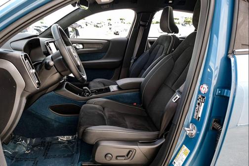 Fjord Blue Metallic 2023 Volvo C40 Recharge Pure Electric Twin Plus