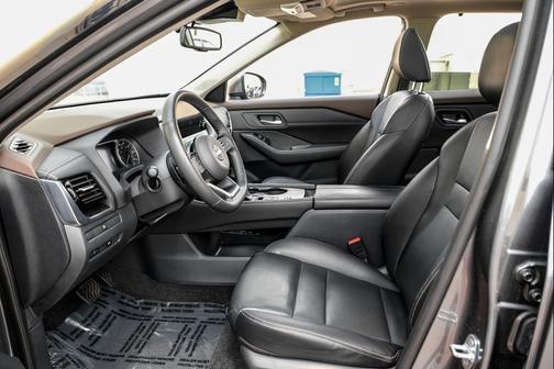 Gun Metallic 2023 Nissan Rogue SL