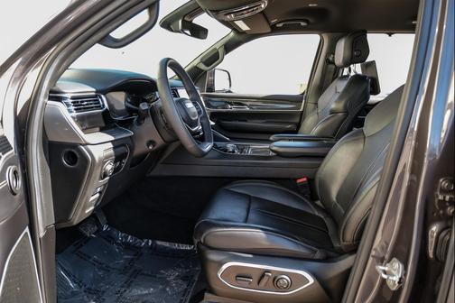 2022 Jeep Wagoneer Series III 4x2