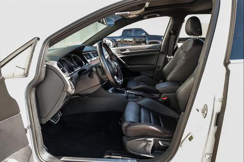 2020 Volkswagen Golf GTI 2.0T SE DSG