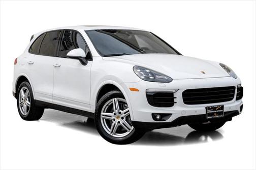 2017 Porsche Cayenne Platinum Edition