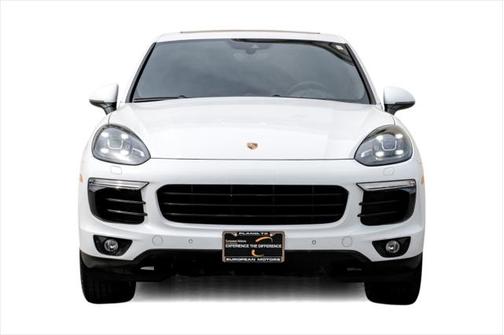 2017 Porsche Cayenne Platinum Edition